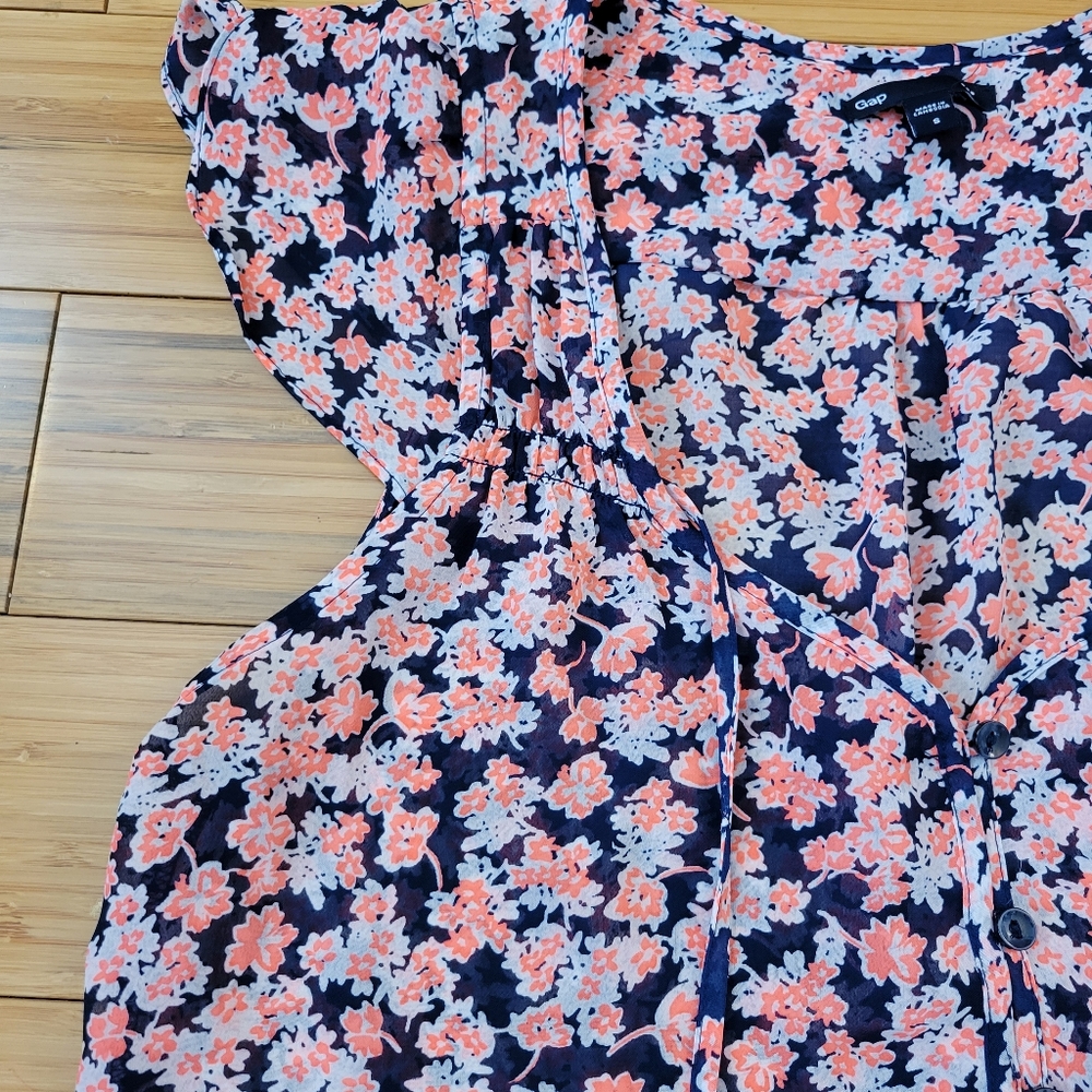 Gap sheer floral blouse women's small - Picture 4 of 6